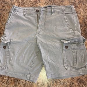 American Eagle cargo shorts